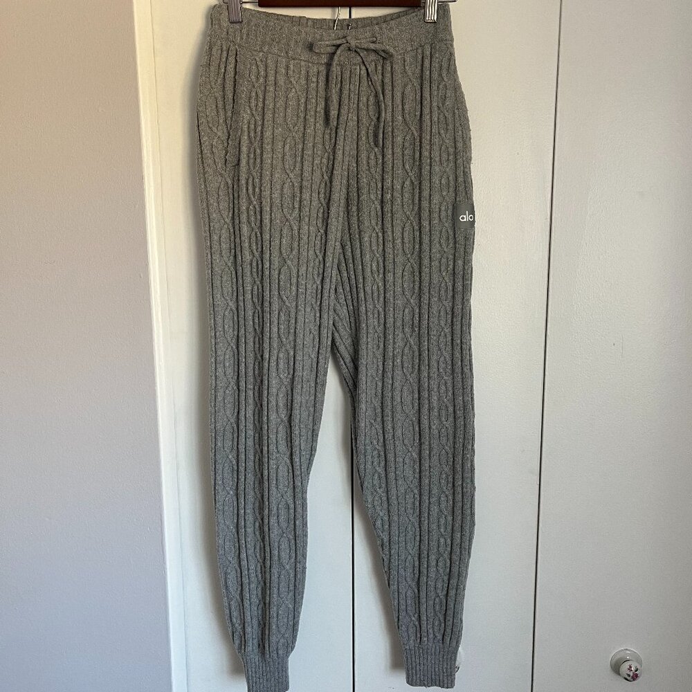 ALO Cable Knit Winter Bliss Pant in Heather Grey